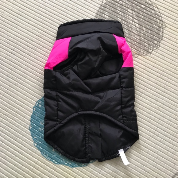 Dog winter vest jacket(new) - Picture 2 of 8